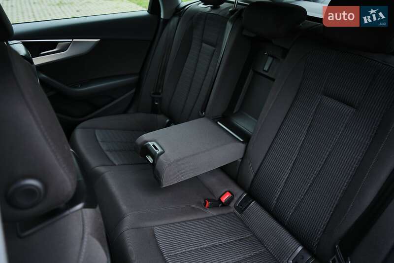 Універсал Audi A4 2019 в Хмельницькому