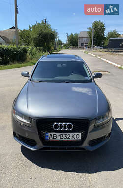 Универсал Audi A4 2012 в Тростянце