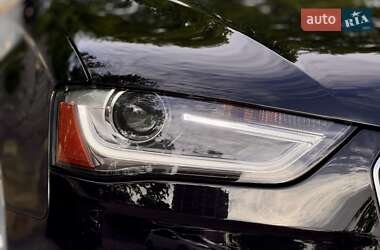 Седан Audi A4 2015 в 