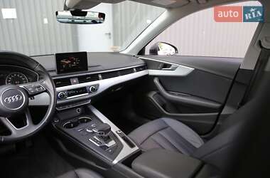 Седан Audi A4 2016 в 