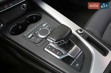 Седан Audi A4 2016 в 