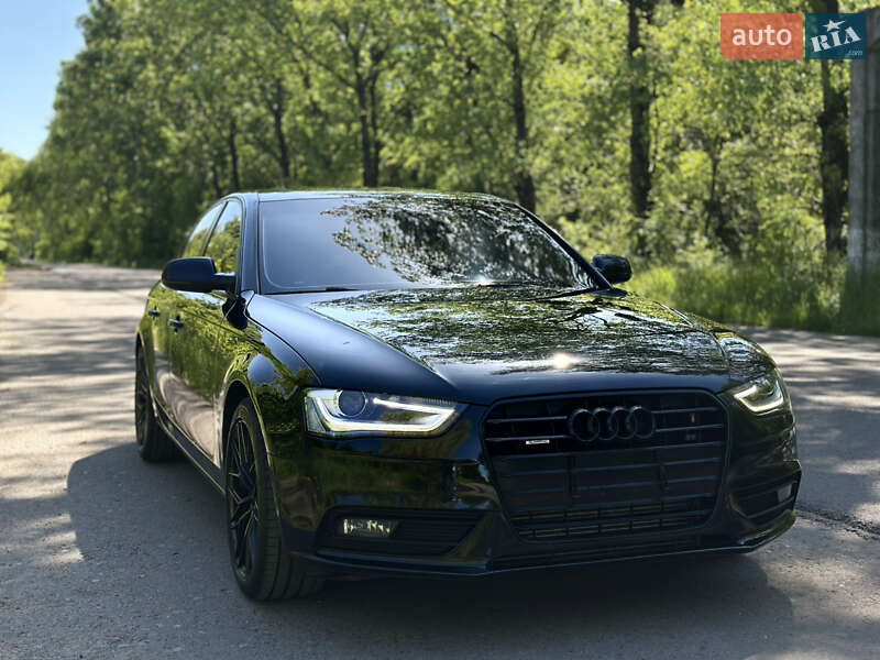 Седан Audi A4 2014 в 