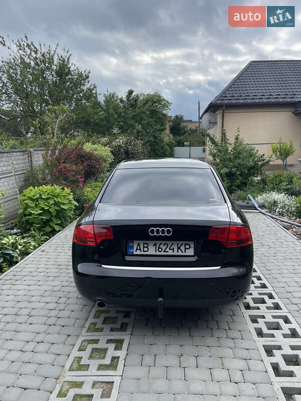 Седан Audi A4 2006 в Гнивани