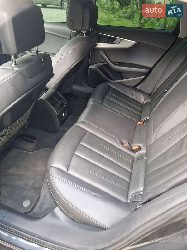 Седан Audi A4 2017 в Николаеве