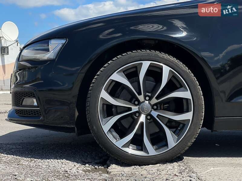 Универсал Audi A4 2015 в Ужгороде