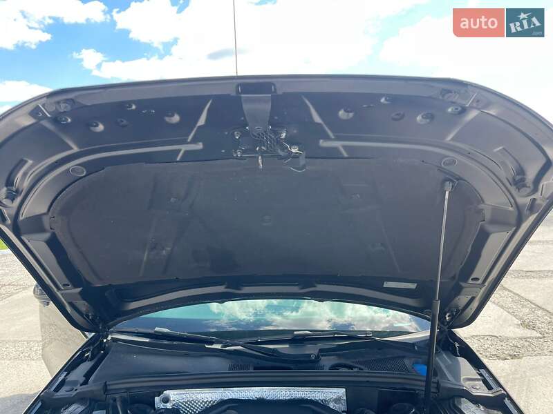 Универсал Audi A4 2015 в Ужгороде