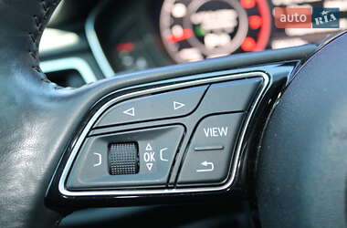 Седан Audi A4 2017 в Львове