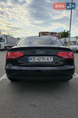 Седан Audi A4 2009 в 
