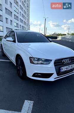 Седан Audi A4 2014 в 