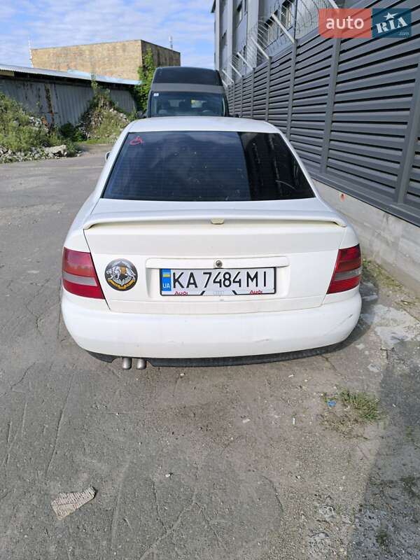Седан Audi A4 1998 в Києві фото 5 Седан Audi A4 1998 в Києві