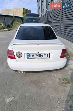 Седан Audi A4 1998 в 