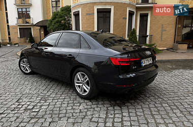 Седан Audi A4 2016 в 