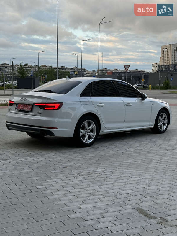Седан Audi A4 2018 в Києві