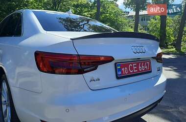 Седан Audi A4 2016 в 