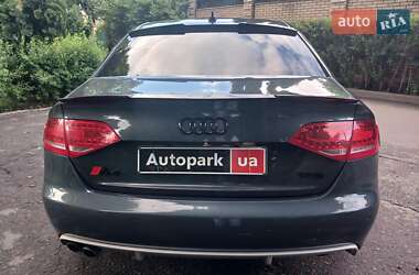 Седан Audi A4 2011 в 