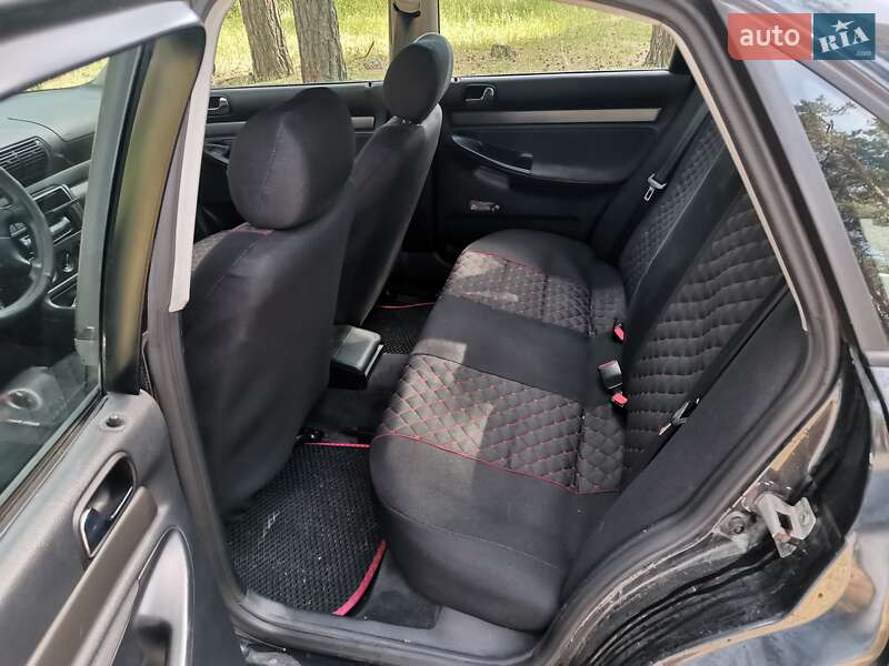 Седан Audi A4 1996 в Киеве