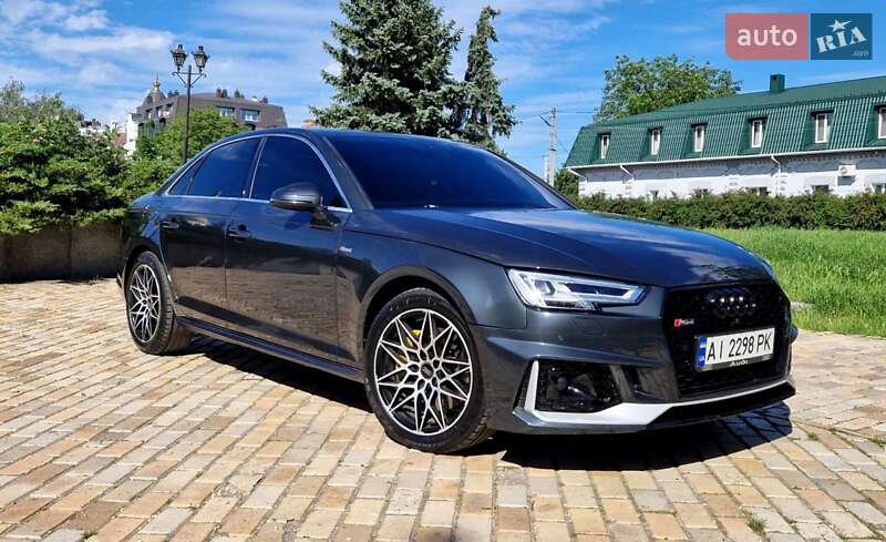 Audi A4 2016