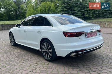 Седан Audi A4 2020 в 