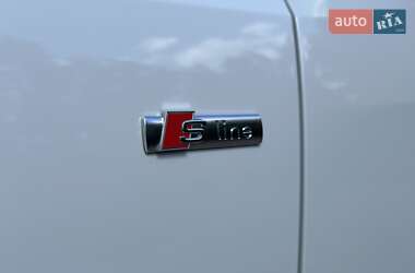 Седан Audi A4 2020 в 