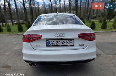 Седан Audi A4 2015 в Умані