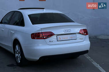 Седан Audi A4 2009 в 