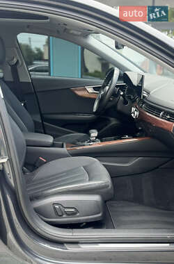 Седан Audi A4 2020 в 