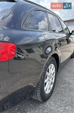 Универсал Audi A4 2012 в 