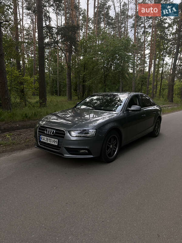 Audi A4 2014