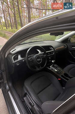 Седан Audi A4 2014 в Киеве