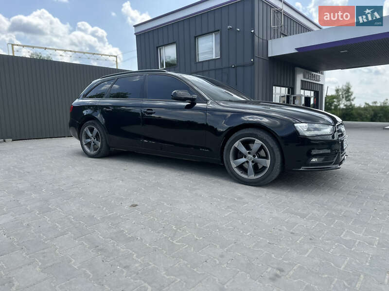Універсал Audi A4 2013 в Хотині