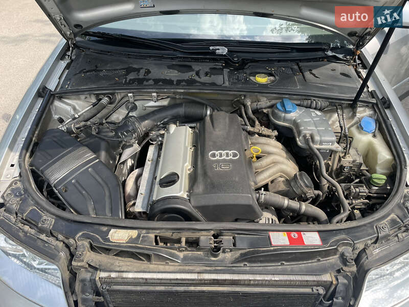 Седан Audi A4 2002 в Луцке