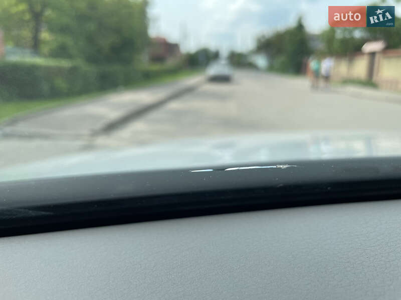 Седан Audi A4 2002 в Луцке