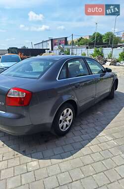 Седан Audi A4 2003 в 