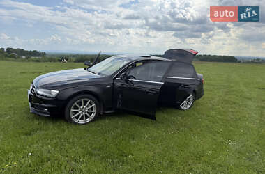 Седан Audi A4 2014 в 