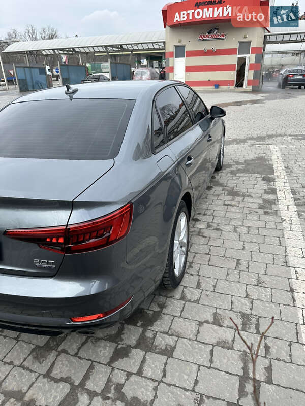 Седан Audi A4 2016 в Тернополі
