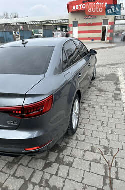 Седан Audi A4 2016 в 
