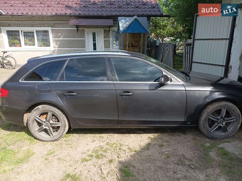 Универсал Audi A4 2009 в Кицмани