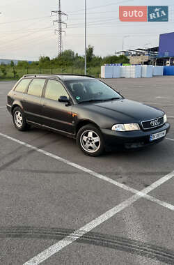Универсал Audi A4 1997 в 