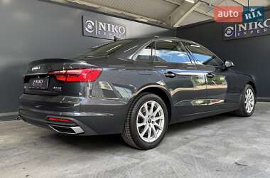 Седан Audi A4 2021 в 