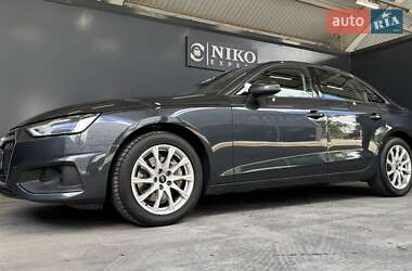 Седан Audi A4 2021 в 