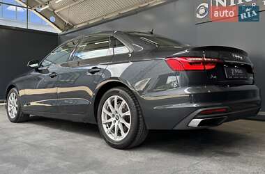 Седан Audi A4 2021 в 