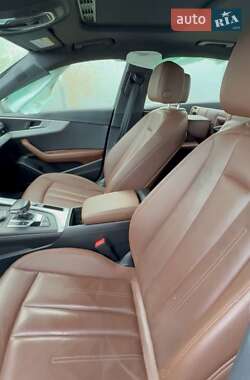 Седан Audi A4 2017 в 