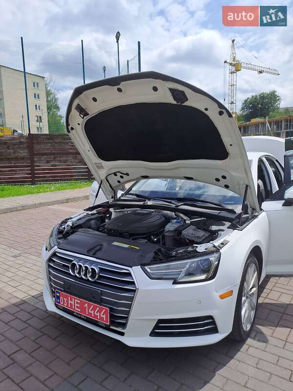 Седан Audi A4 2016 в Луцке