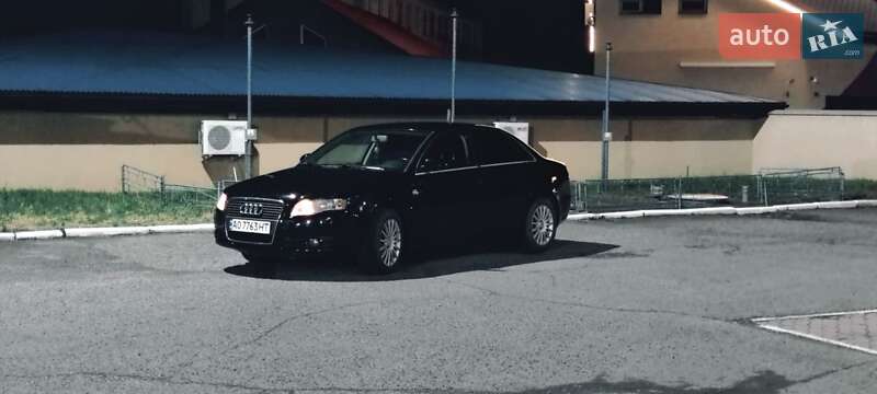 Седан Audi A4 2006 в Виноградове