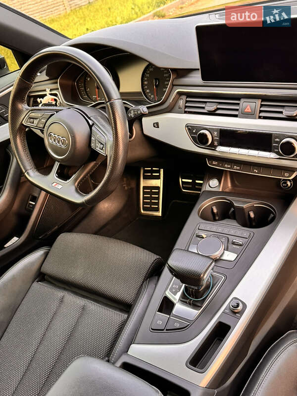 Универсал Audi A4 2016 в Днепре