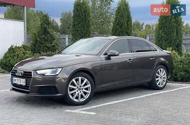 Седан Audi A4 2016 в 
