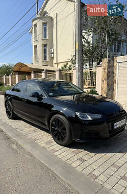 Седан Audi A4 2016 в 
