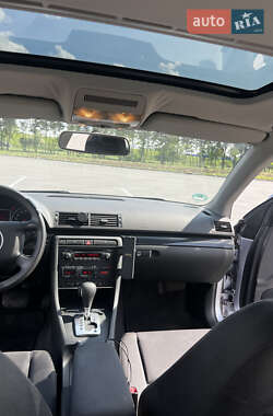 Универсал Audi A4 2004 в 