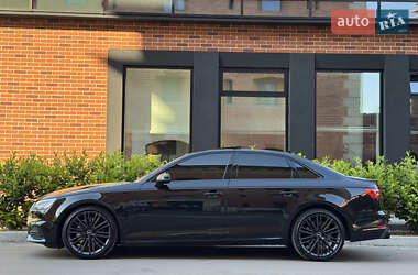 Седан Audi A4 2017 в 