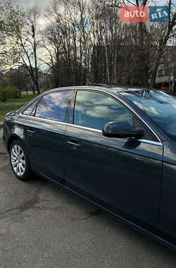 Седан Audi A4 2010 в 